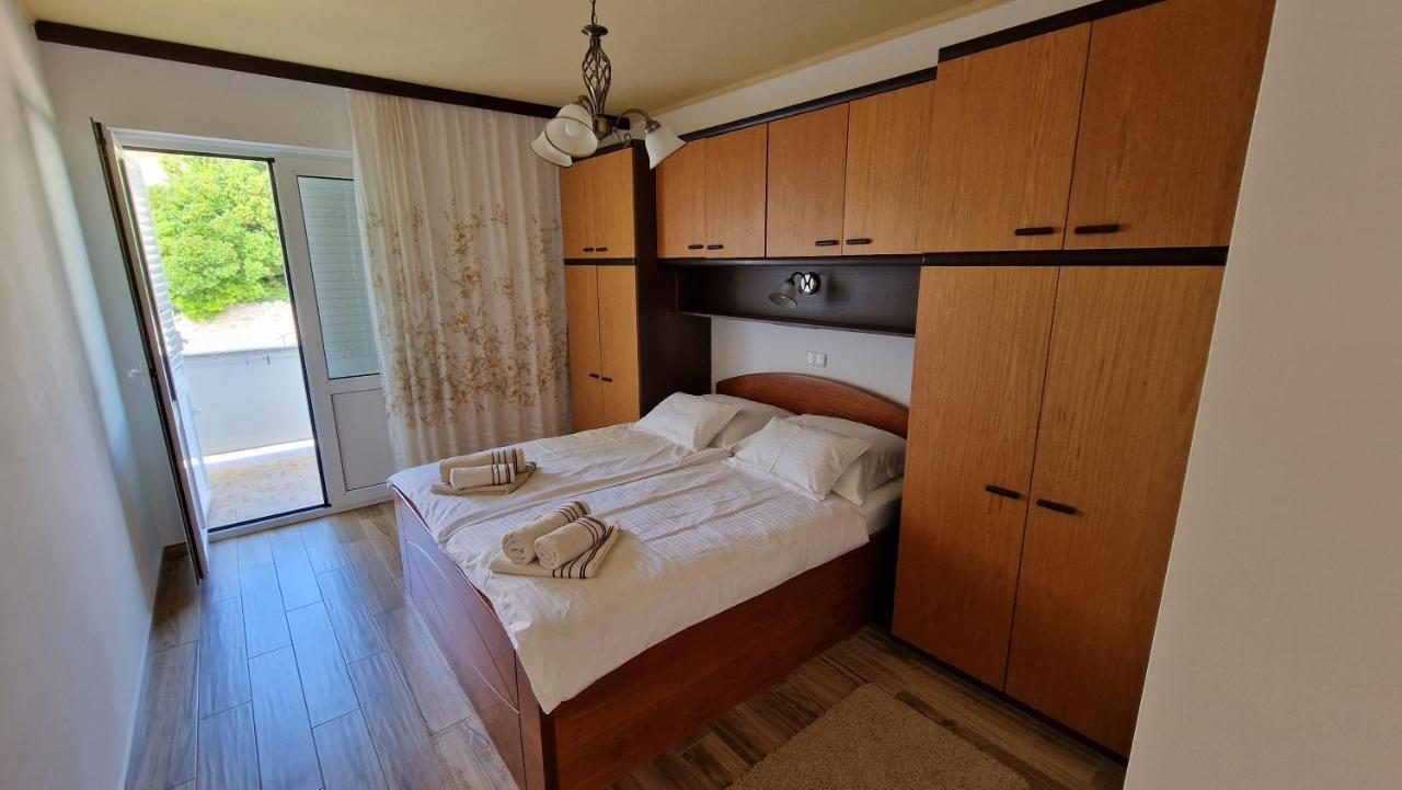 Haus Anica Apartment Rab Town Exterior photo